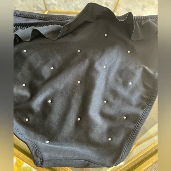 Zara Kids Bikini with Ruffles - Picture 3 of 5